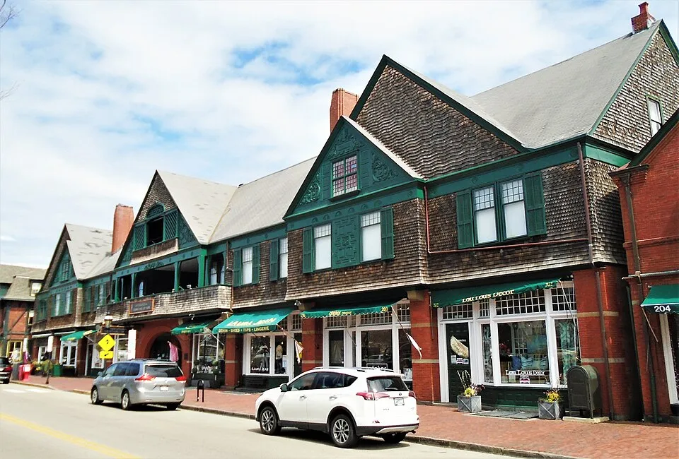 Illustration: How to Ensure E-E-A-T Compliance for AI-Generated Gambling Content?